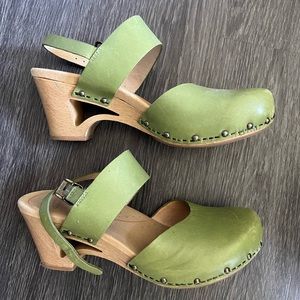 Dansko leather shoes